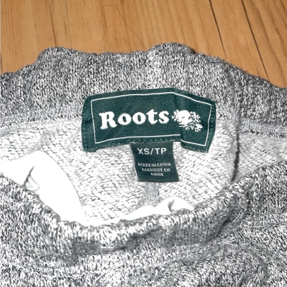 Roots xs sweat pants - Picture 2 of 3